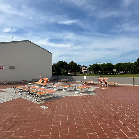 Villaggio Luna Swimmingpool- Agenzia Cocal 卡奥莱 外观 照片