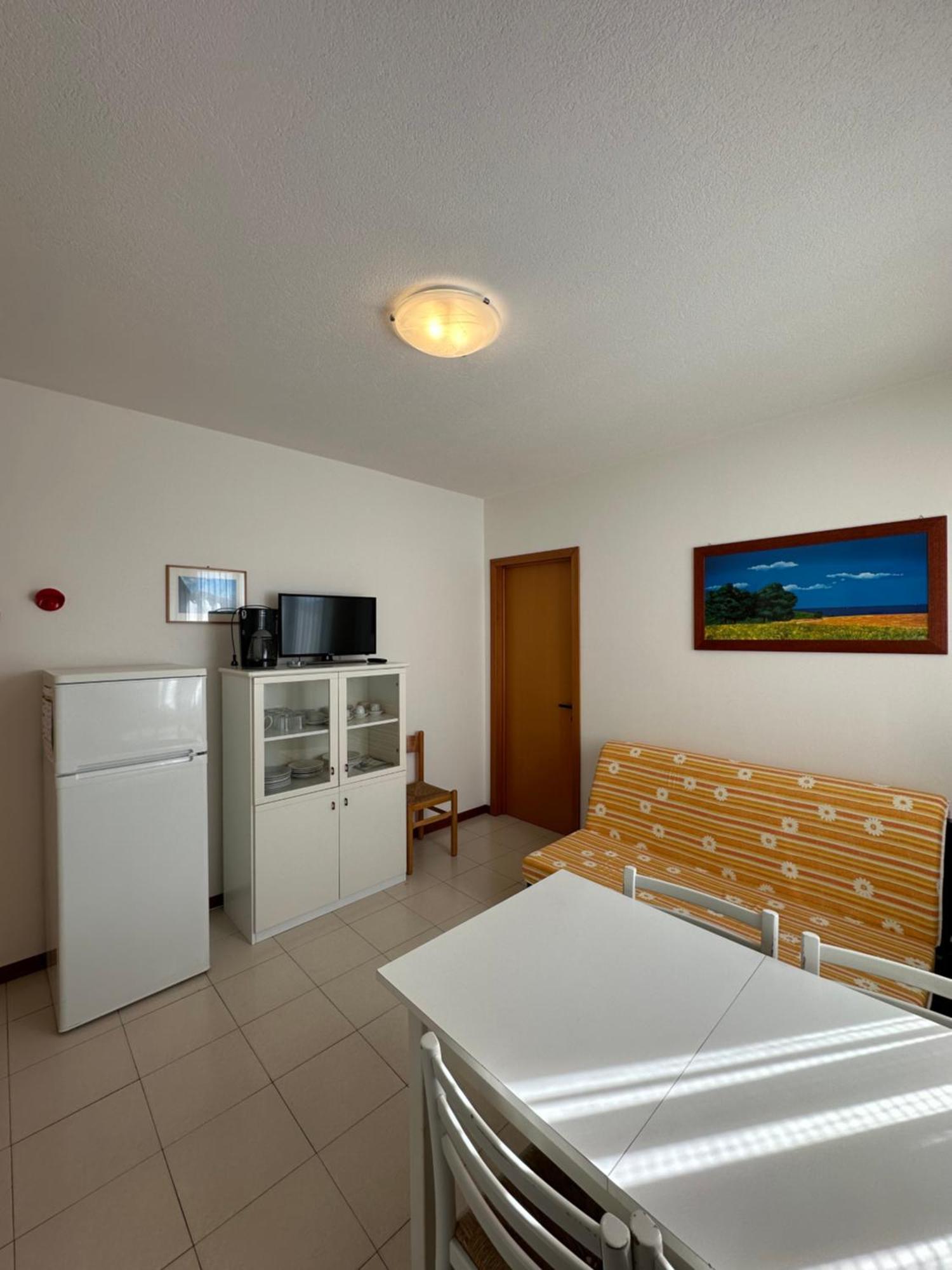 Villaggio Luna Swimmingpool- Agenzia Cocal 卡奥莱 外观 照片