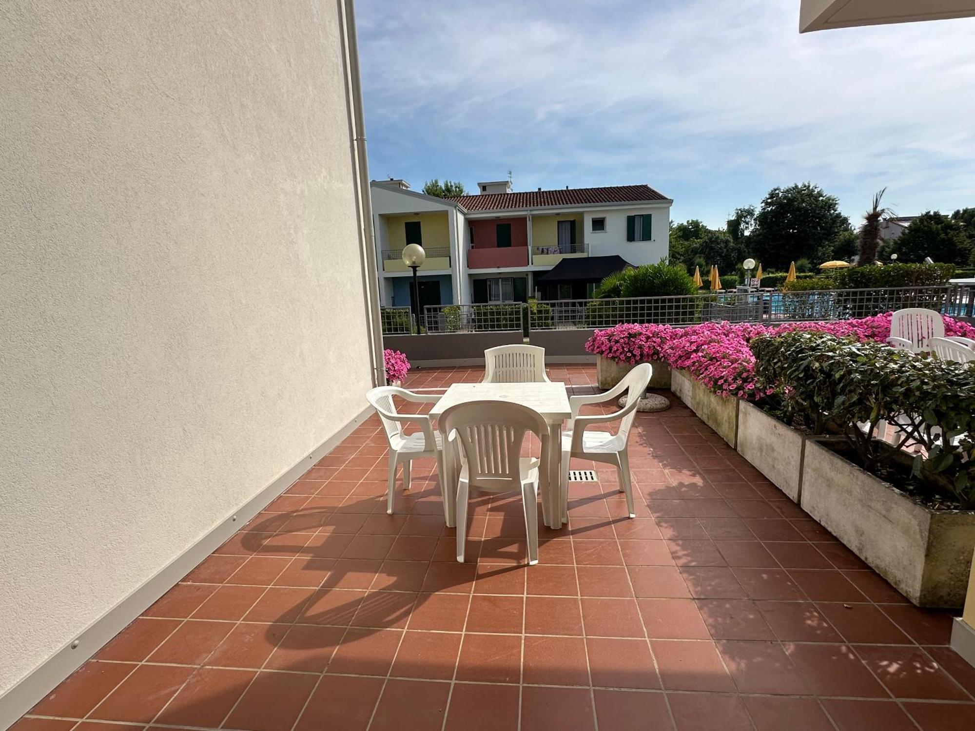 Villaggio Luna Swimmingpool- Agenzia Cocal 卡奥莱 外观 照片